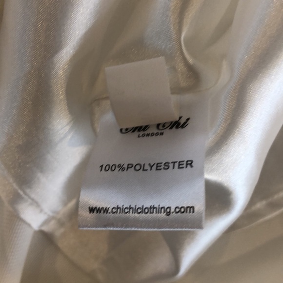 💚 SALE! CHI CHI LONDON White Dress - Picture 9 of 13